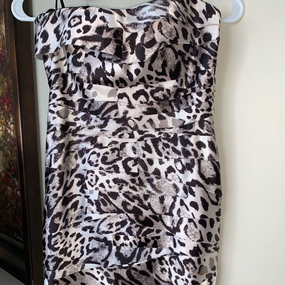 Short dress